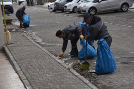 Bitlis Belediyesi Bahar Temizliğine Başladı