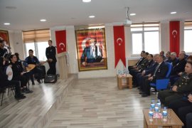 Tatvan’da ‘10 Kasım Atatürk'ü Anma Günü’ Programı Düzenlendi