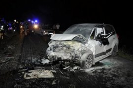 Trafik kazasında 3 kişi hayatını kaybetti 8 kişi yaralandı