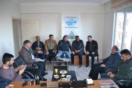 Tatvan’da faaliyet yürüten Reklam Ajansı açılışına Kaymakam Özkan ile Başkan Aksoy katıldı