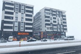 Tatvan'da Kar Yağışı