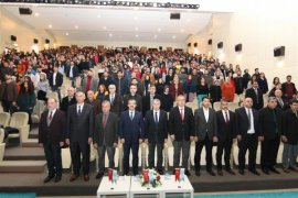 BEÜ’de Batının Darbe Geleneği ve Türkiye konferansı