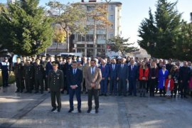 Tatvan’da 10 Kasım Atatürk’ü Anma Programı düzenlendi