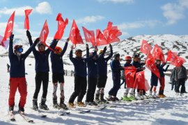 Bitlis Eren Üniversitesi Kar Festivali Düzenlendi