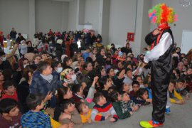 Tatvan’da Düzenlenen ‘Kadınlar Matinesi’ne Yoğun İlgi