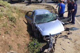 Tatvan’da Trafik Kazası: 4 Yaralı