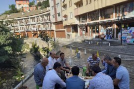 Başkan Tanğlay, çözüm odaklı çalışmalar yürütüyor