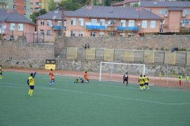 Bitlis Özgüzeldere Spor 1 - Batman Belediye Spor 1
