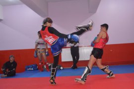 Tatvan’da uluslararası Muaythai kampı düzenlendi