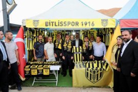 Bitlis Kurtuluşunun 109. Yılı Kortej Yürüyüşüyle Başladı