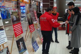 Tatvan’da Kurulan 'Deprem Bilgilendirme Standı' Yoğun İlgi Gördü