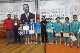 Masa tenisi müsabakalarında Bitlis’i temsil edecekler