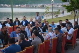 Sürücü kursu federasyonu tarafından Tatvan’da iftar yemeği düzenledi