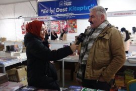 Tatvan Doğu Anadolu 1. Kitap Fuarı’na Yoğun İlgi