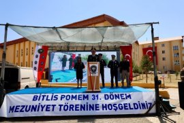 Bitlis POMEM’de 213 Polis Adayı Yemin Ederek Mezun Oldu