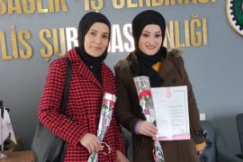 Öz Sağlık-İş Sendikası Bitlis Şubesi Kadın Üyelerinin Gününü Kutladı