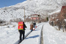 Bitlis’teki 85 Yaş ve Üstü Vatandaşlar Evlerinde Aşılanıyor