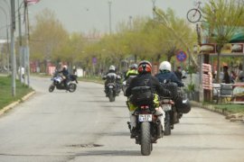 Van Gölü Havzası Motosiklet Tutkunlarının Yeni Rotası Oldu