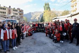 Bitlis’te Gerçeğini Aratmayan Yangın ve Deprem Tatbikatı Yapıldı