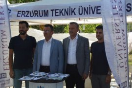 Tatvan Sahilinde ‘Üniversite Tanıtım Günü’ Düzenlendi