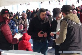 Tatvan Belediyesi’nin ‘Kayak Festivali’ Etkinliklerine Yoğun İlgi