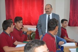 Vali Ustaoğlu, Tatvan’da yapılan çalışmaları inceledi