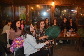 Vangölü Aktivistleri Tatvan’daki Kadınların Gününü Kutladı