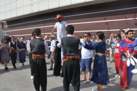 Tatvan Fuarı Kültür ve Sanat Festivali Başladı