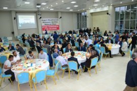 AK Parti tarafından Tatvan'da iftar yemeği düzenlendi