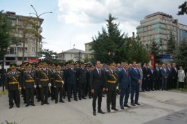 Zafer Bayramı Tatvan’da törenle kutlandı