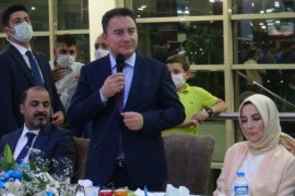 DEVA Partisi Genel Başkanı Ali Babacan, Tatvan’ı Ziyaret Etti