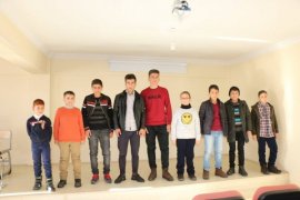 Bitlis Belediyesi bünyesindeki Çocuk Meclisi seçimi yapıldı