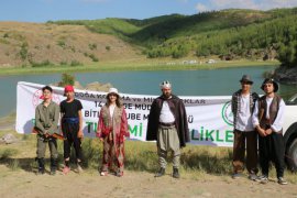 Bitlis Belediyesi Nemrut'ta Tiyatro ve Müzik Etkinliği Düzenledi