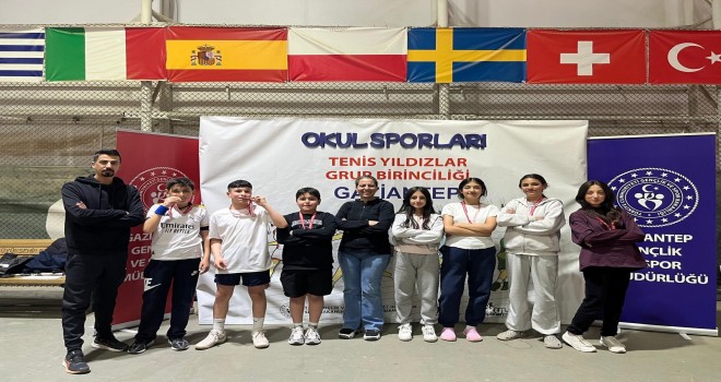 Tatvanlı Öğrenciler Teniste Türkiye Finallerine Yükseldi