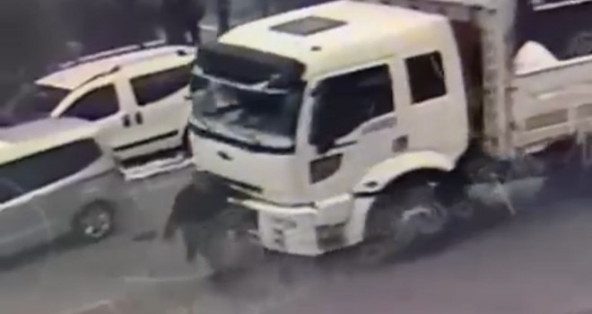 Tırın Çarptığı Yaya Yaralandı