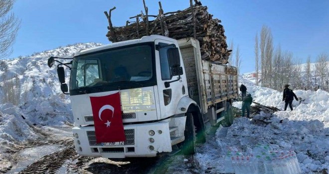 Hizan’dan Deprem Bölgesine Yardım Eli