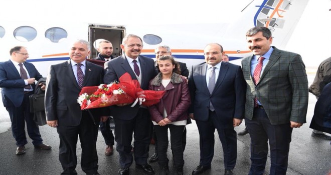 Çevre ve Şehircilik Bakanı Mehmet Özhaseki Bitlis'te