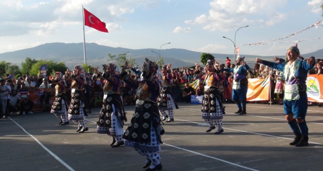 Tatvan’da Kültür ve Sanat Festivali Başladı