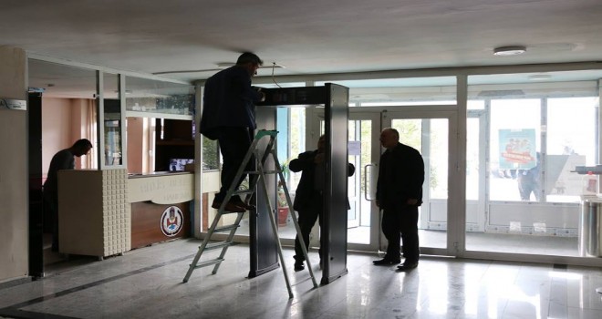 Başkan Tanğlay halkıyla arasına hiçbir şey girmeyeceğine söz verdi