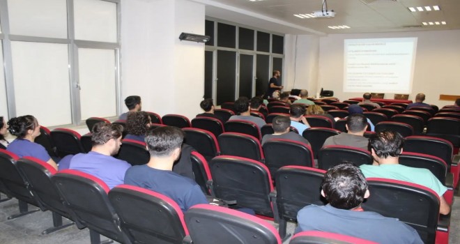 Bitlis Tatvan Devlet Hastanesi’nde Mavi Kod Eğitimi Düzenlendi