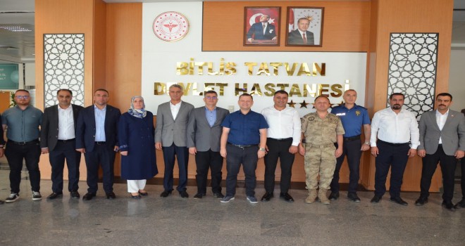 Kaymakam Demirer, Tatvan Devlet Hastanesindeki Şehit ve Gazi Birimini İnceledi
