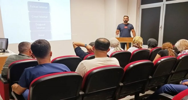 Tatvan Devlet Hastanesi Personeline Çocuk İstismarı ve İhmali Eğitimi Verildi