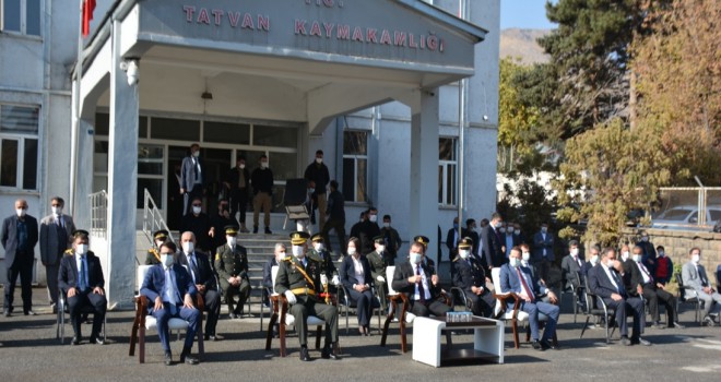 Tatvan’da 29 Ekim Cumhuriyet Bayramı Kutlamaları Yapıldı