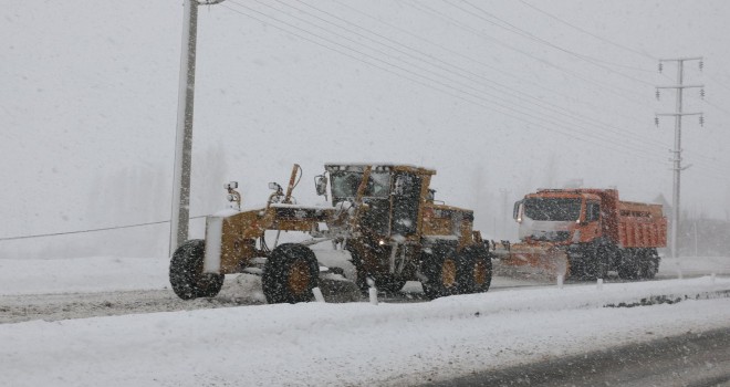 Bitlis'te 267 Köy Yolu Ulaşıma Açıldı