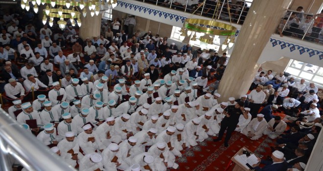 Tatvan’da 80 Öğrenci Hafızlık ve İlmî İcazet Aldı