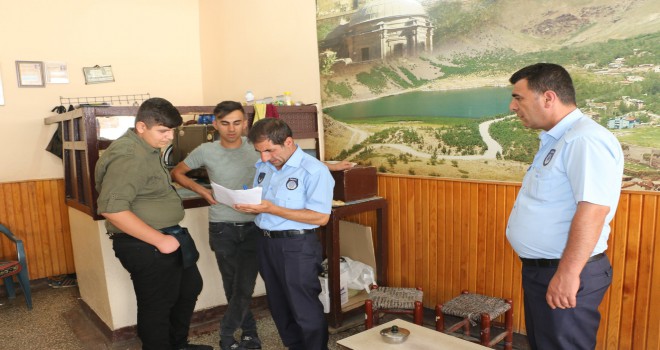 Bitlis’te zabıta ekipleri iş yerlerini denetledi