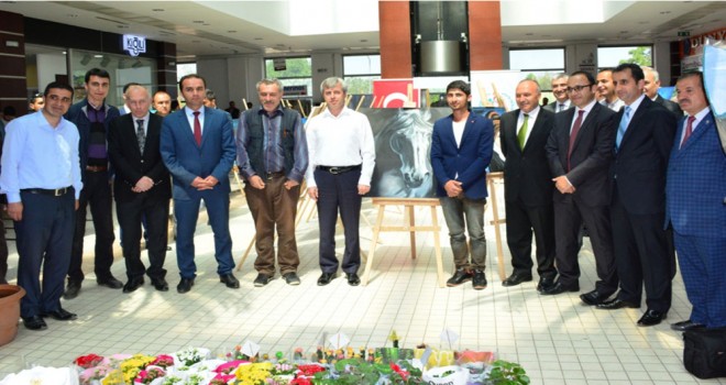 Hizanlı ressam için İstanbul’da sergi açama imkanı sağlanacak