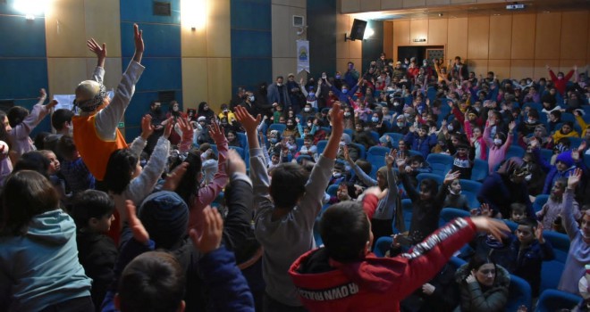 Tatvan’da Sömestr Şenliğinde Çocuklar Doya Doya Eğlendi