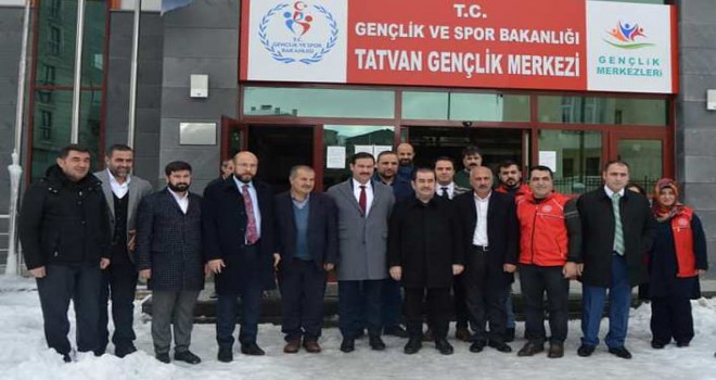 Milletvekili Cemal Taşar, Tatvan Gençlik Merkezi’ni ziyaret etti