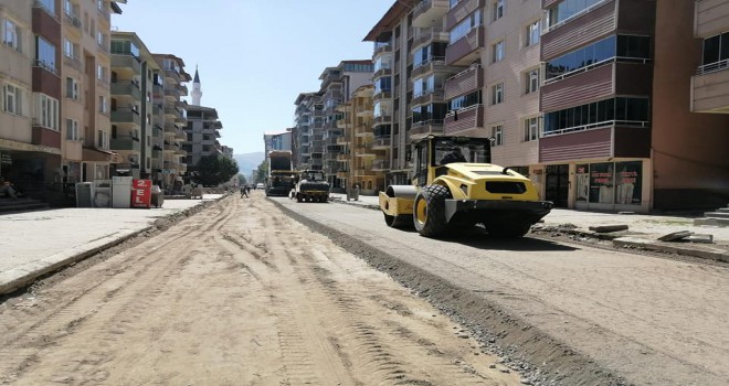 Tatvan’da  Yol Yapım Çalışmaları Aralıksız Sürüyor